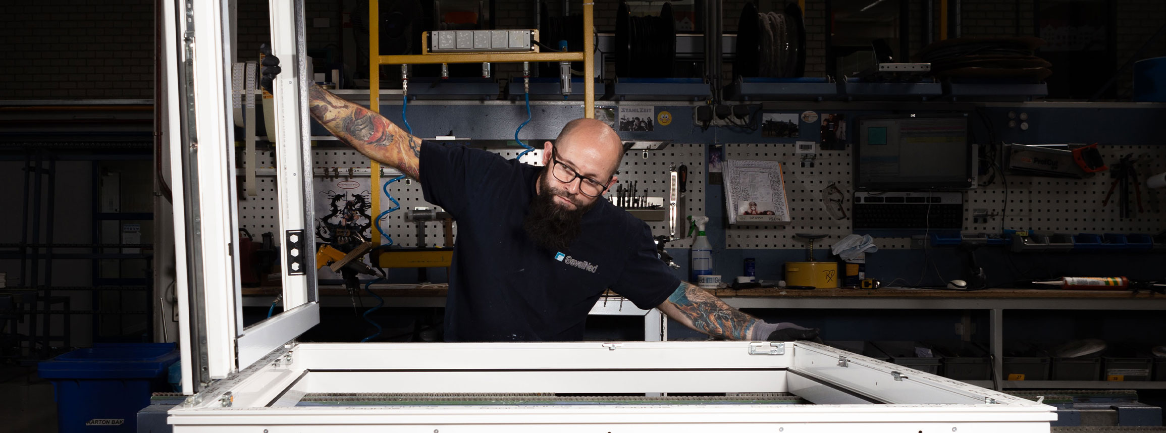 GevelNed - Maatwerk kunststof kozijnen - fabriek productie